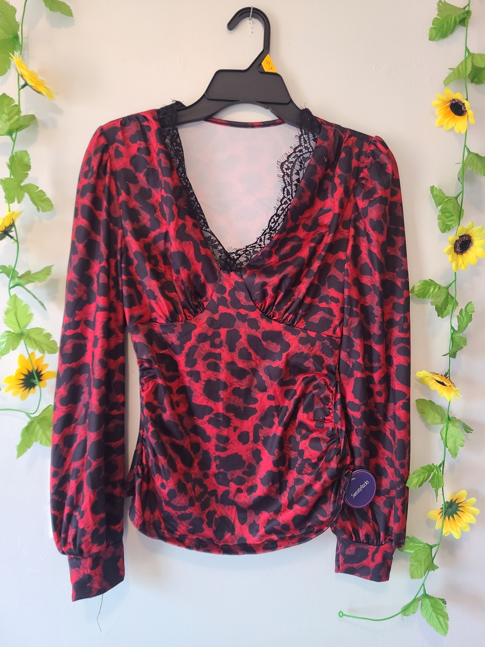 NWT SweatyRocks XS Red Leopard Blouse